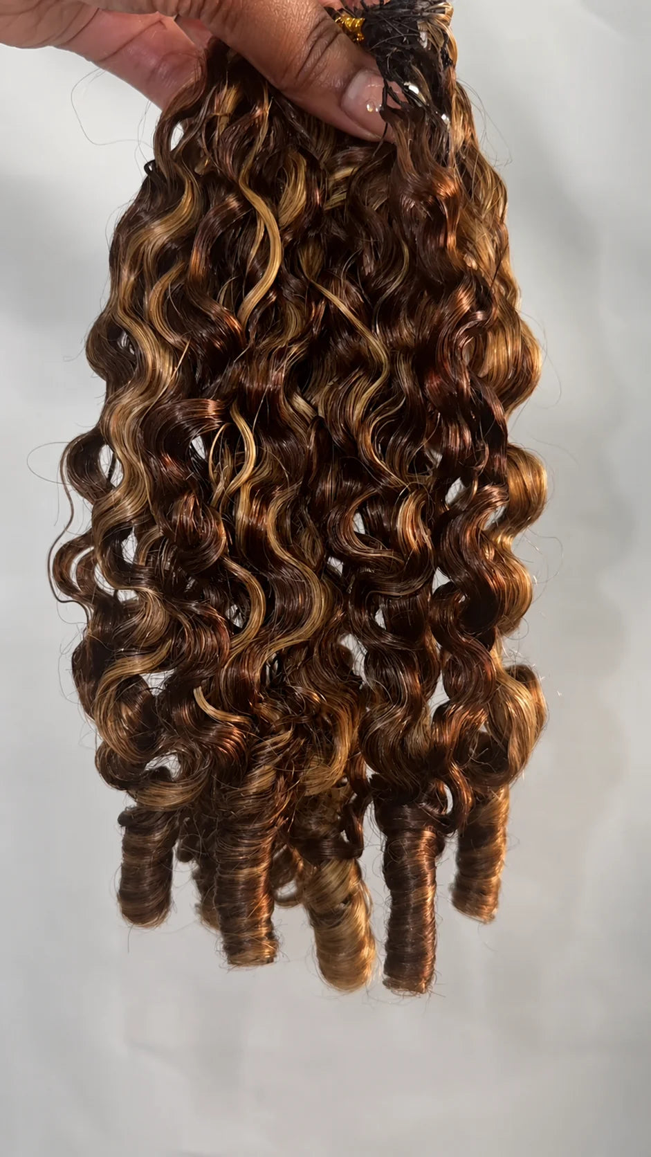 Black-Blonde Ombre Wavy Glueless 11x6 HD Lace Wig