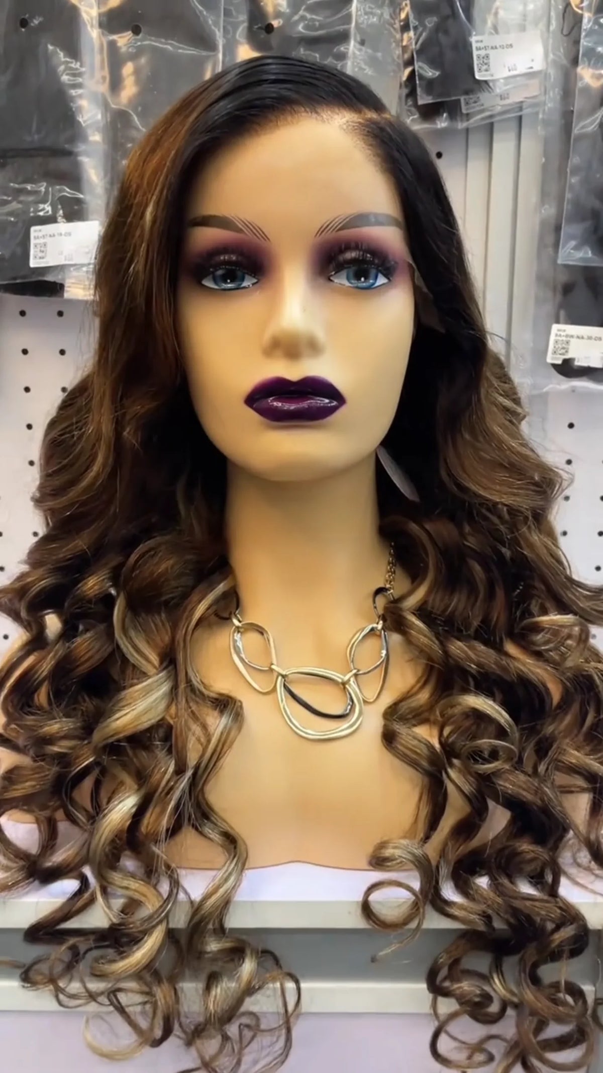 Black-Blonde Ombre Wavy Glueless 11x6 HD Lace Wig